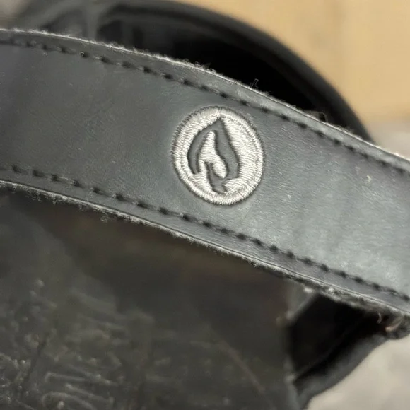 Orthopedic Black Walking Sandals with Adjustable Velcro Straps by Oncai | Size 8 - Picture 11 of 12